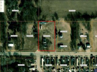 310 E 24th St, Crete, NE 68333