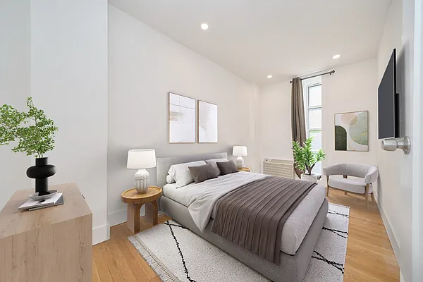 Rented by Living New York | media 10