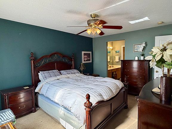 3rd image of 218 Langshire Ct