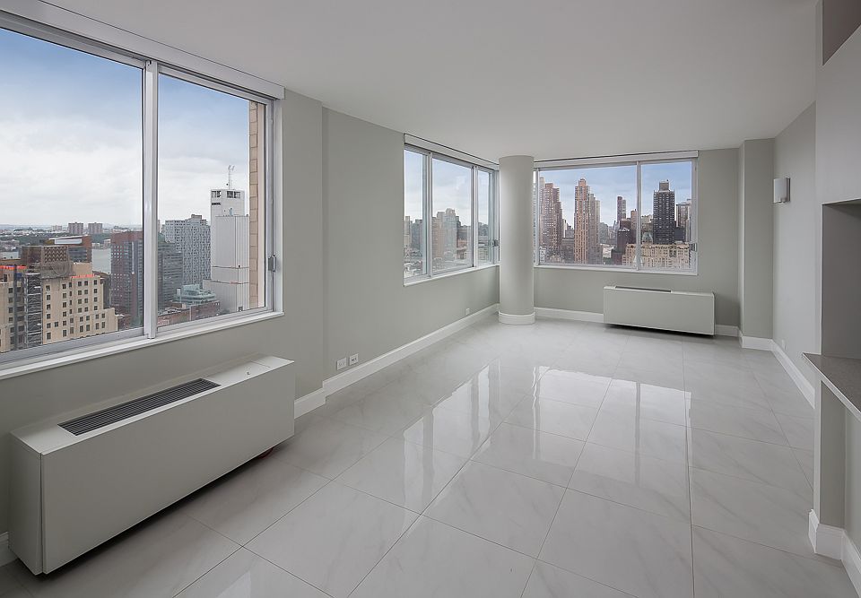 1st image of 350 W 50th St APT 33F