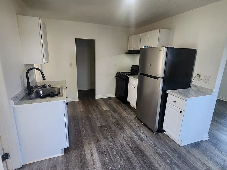 204 Townsend St #2 — Photo 4