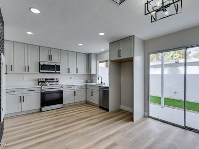 341 Greenbriar Townhouse Way #TOWNHOUSE, Las Vegas, NV, 89121