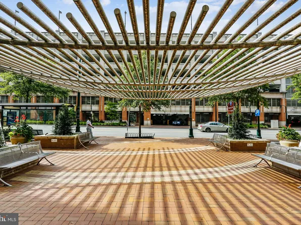 930 Wayne Ave APT 806, Silver Spring, MD 20910