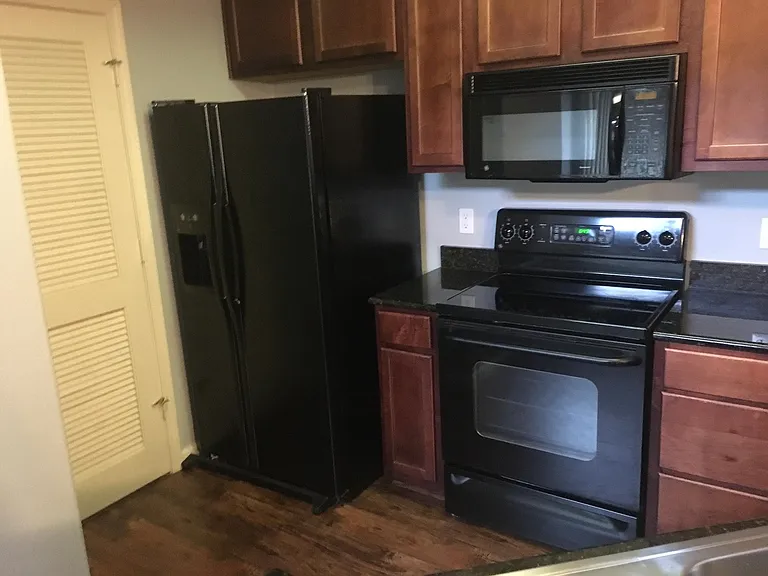 1900 Danbrook Dr #322 — Photo 3