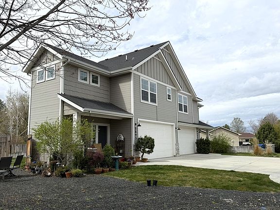 2nd image of 5895 N Lakeshore Way