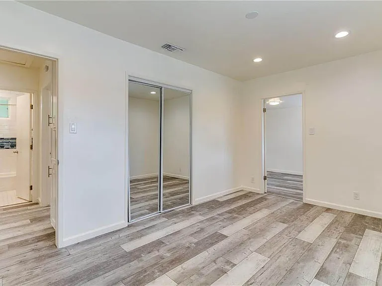 1500 Voorhees Ave — Photo 34
