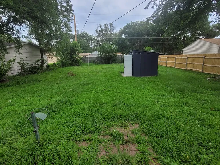 411 N Sheridan Ave — Photo 17