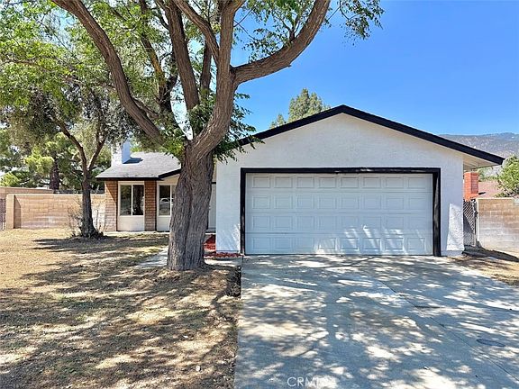 2nd image of 1334 W Jeffrey Way