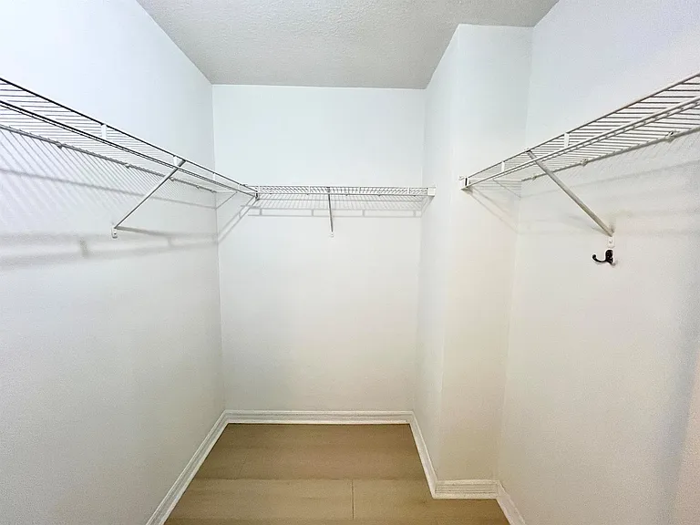 4021 San Marino Blvd #202 — Photo 10
