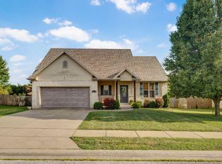 1010 E Cobblestone Dr, Ozark, MO 65721