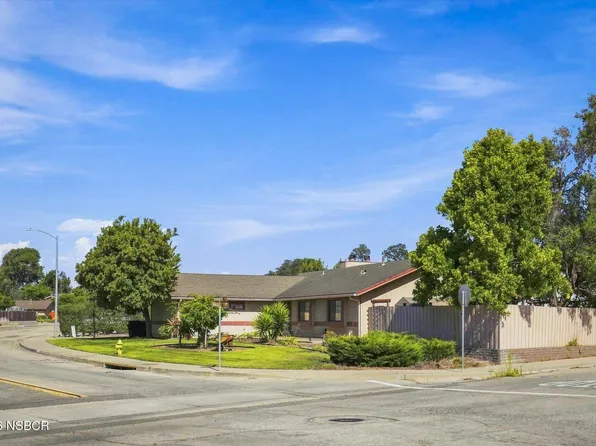 1224 Woodmere Rd, Santa Maria, CA 93455