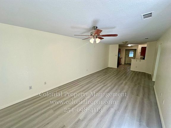 4th image of 911 Travis Ln #B