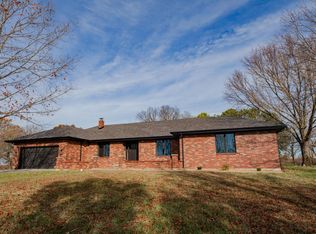 4297 S 62nd Rd, Bolivar, MO 65613