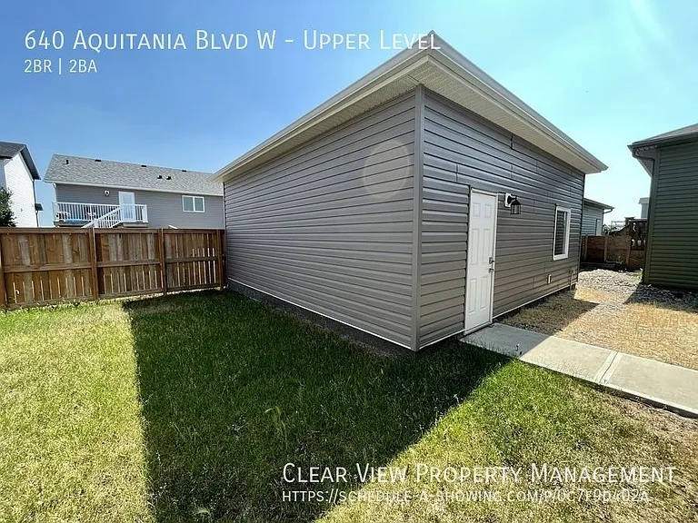 640 Aquitania Blvd W #UPPER LEVEL — Photo 19