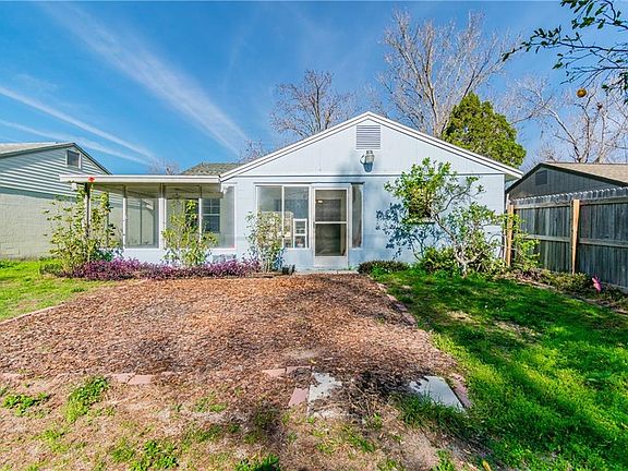 4th image of 3271 Fox Lake Dr