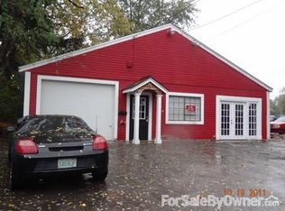 6 Adams St, North Chelmsford, MA 01863