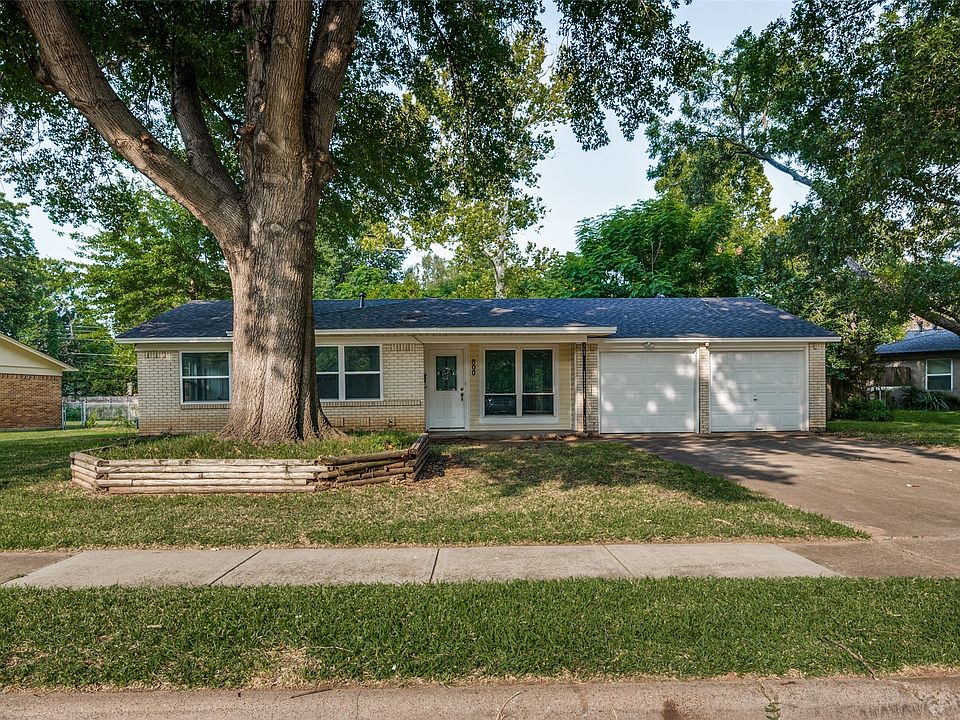 1st image of 800 Sherwood Dr