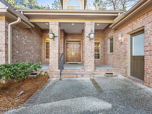 3rd image of 126 St Mellions Drive