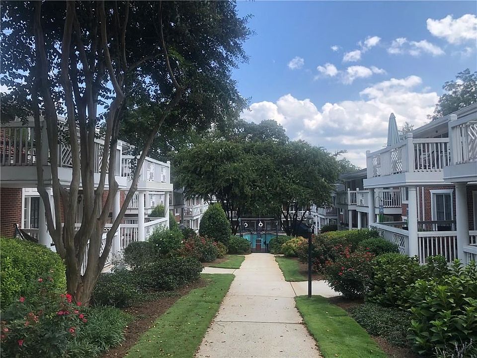 1st image of 885 Briarcliff Rd NE APT 39