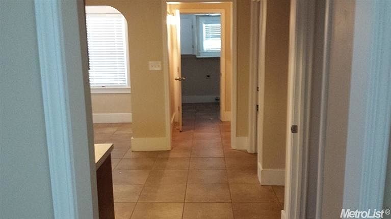 2nd image of 2905 Marysville Blvd