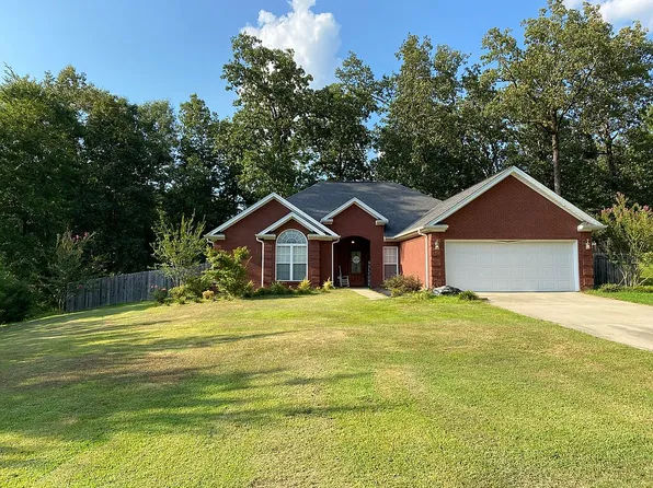 120 Deanna Dr, Guntown, MS 38849