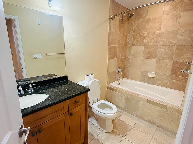 2305 Edgewater Dr — Photo 19