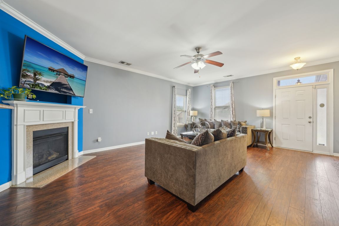 Kensington Blvd-009.jpg