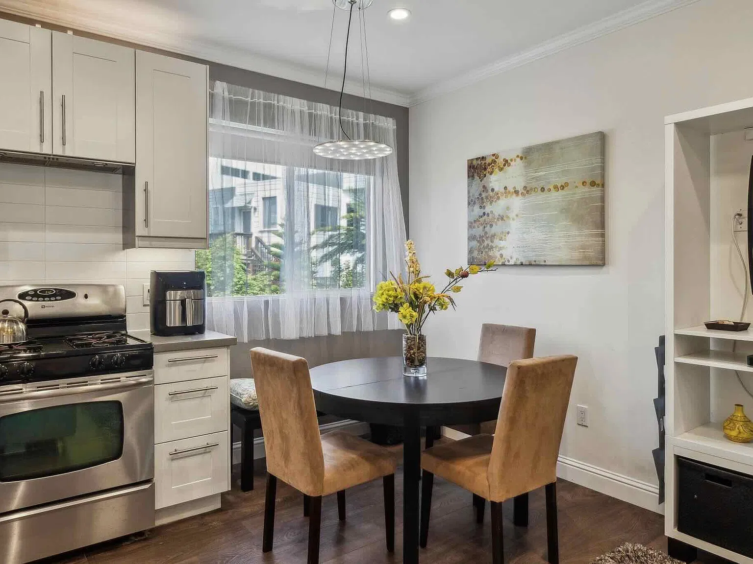 3 bed, $6,495 — Photo 3