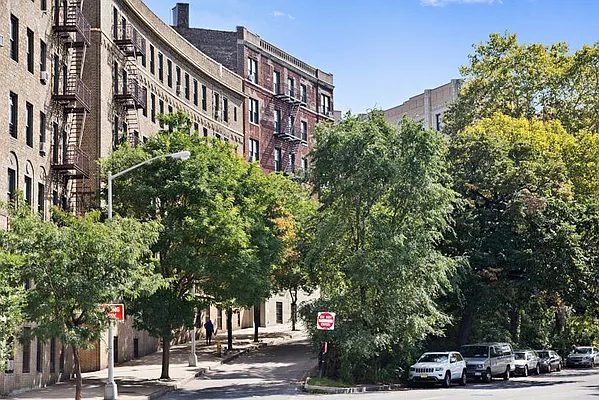 Rented by Keller Williams NYC | media 20