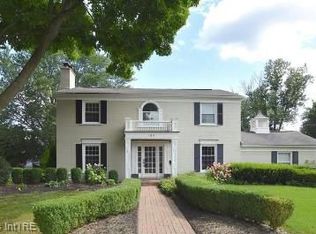 140 Hamilton Rd, Bloomfield Hills, MI 48301