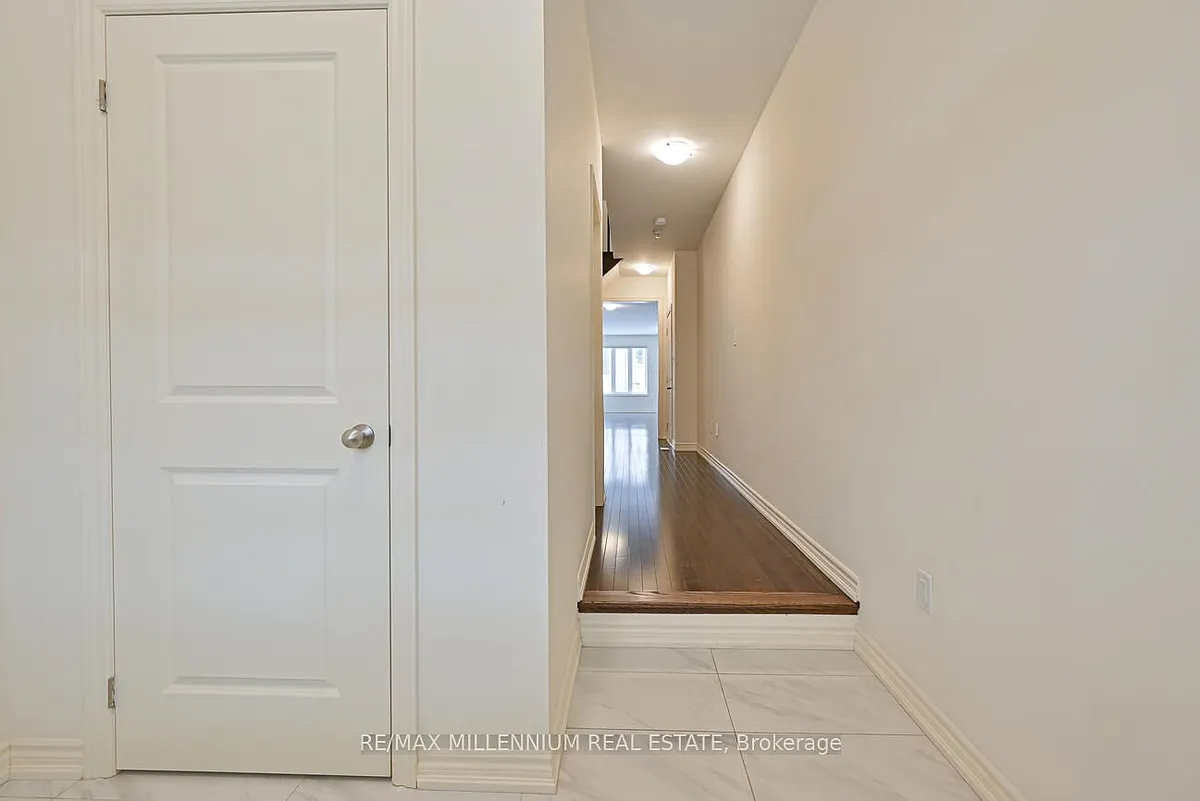 Building Photo - 92 Adventura Rd #UPPER