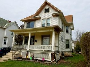 81 4th St, Fond Du Lac, WI 54935