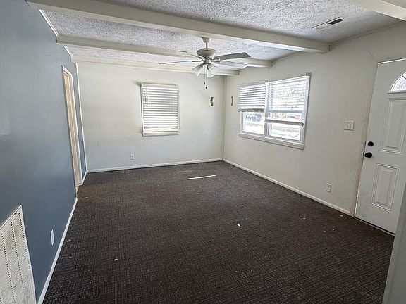 3rd image of 2922 Georgia St