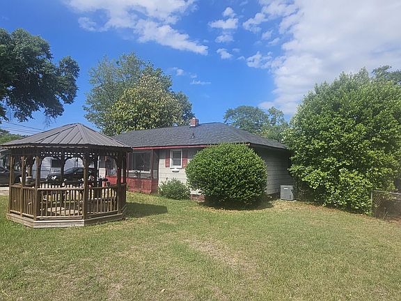 3rd image of 2955 Shelby Drive