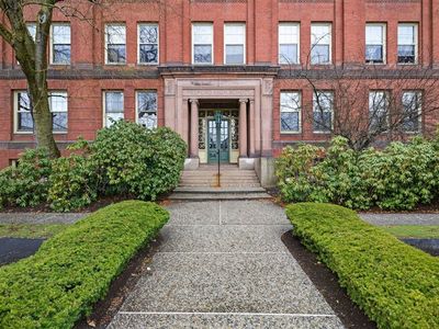 54 Forest St APT 320, Medford, MA, 02155