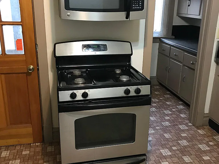 Stove and Microwave