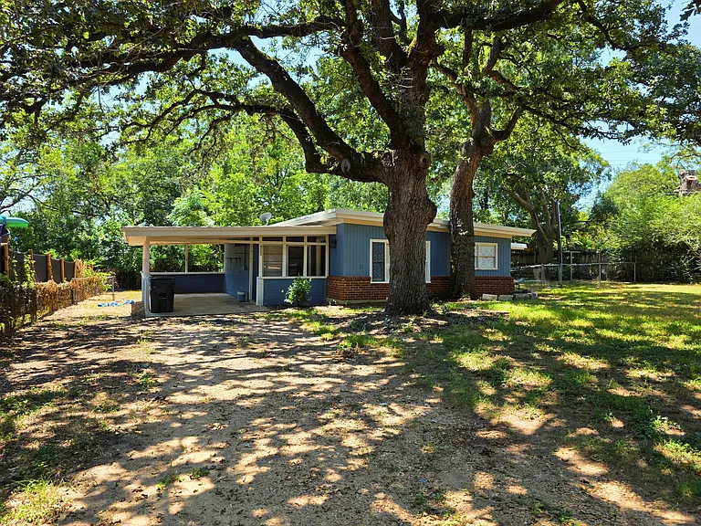 522 E Davilla Ave — Photo 49