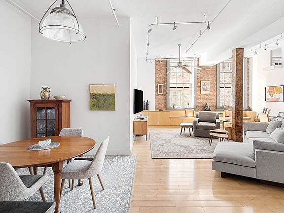 3rd image of 1 Bond St APT 4D