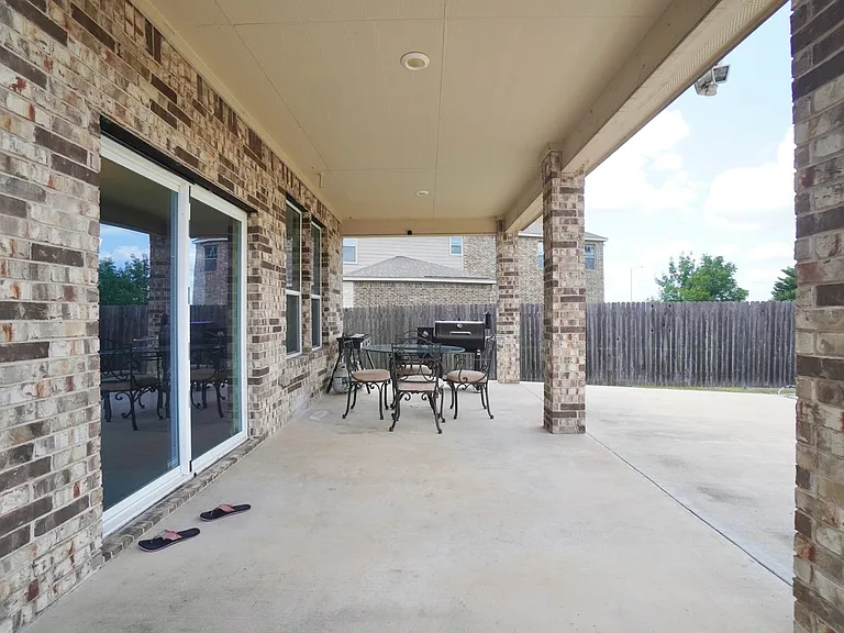 7016 Lickeen Ct — Photo 37