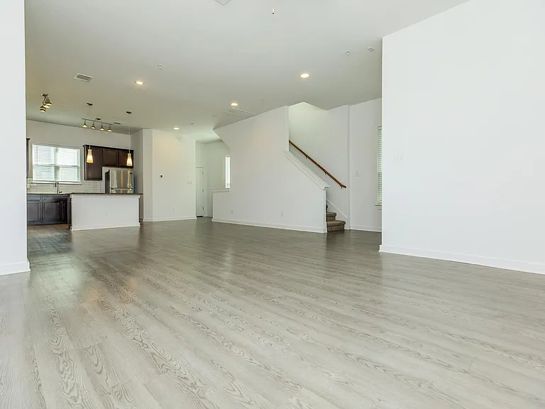 433 Ll — Photo 5