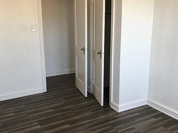 4th image of 5701 W Jefferson St #1