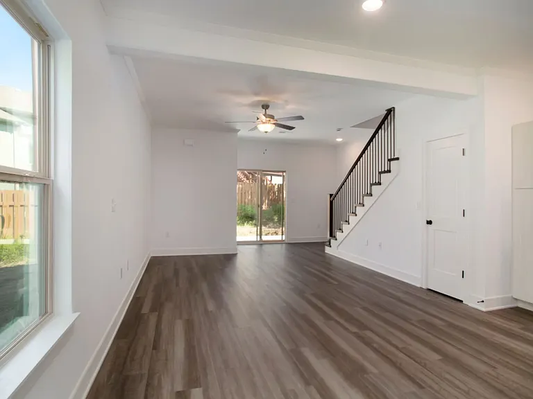 Tiffany Hills Townhomes — Photo 8
