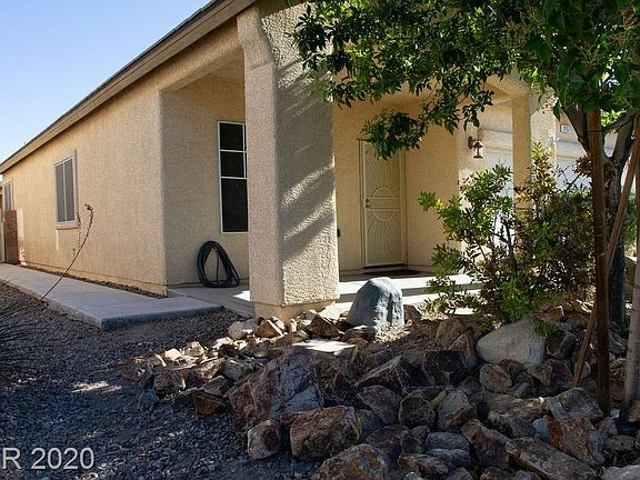 3rd image of 3957 Yellow Mandarin Ave