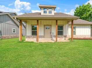 675 High St, Blossom, TX 75416