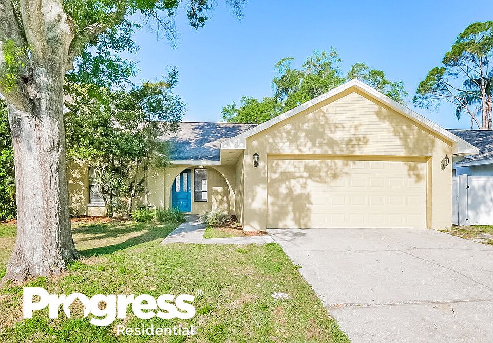 1st image of 15006 Naples Pl