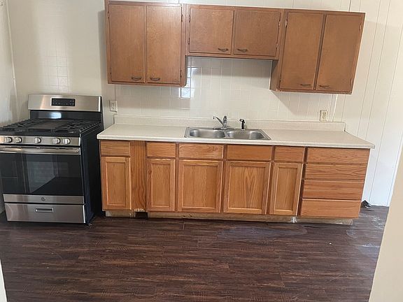 4th image of 1111 W 26th St