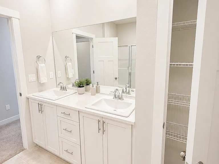 3365 SW 209th Ave — Photo 7