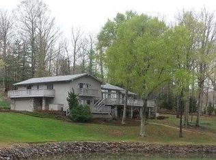 15965 Smith Mountain Lake Pkwy, Huddleston, VA