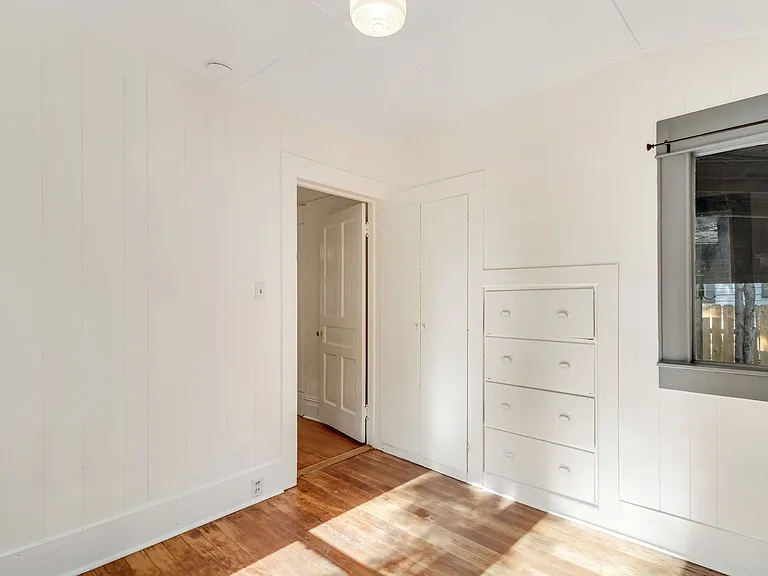510 S 14th St — Photo 11