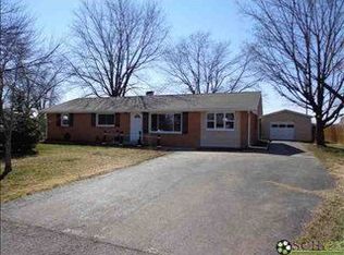 562 N Dellasburg Rd, Columbus, IN 47203